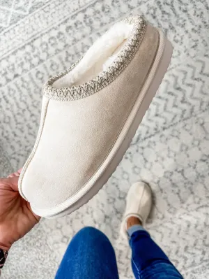 Sparks Slip Ons in Cream (6-11)